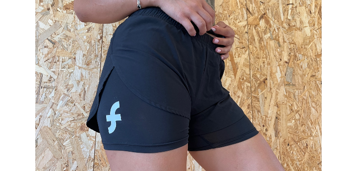 Short Lanus negro mujer